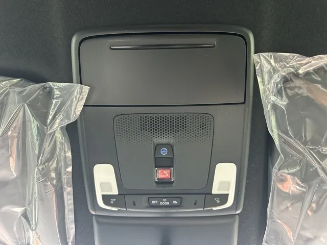 ステップワゴン(ホンダ)e・HEVスパーダ 7人登録済未使用車 28