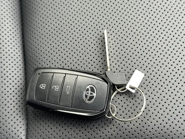 クラウン(トヨタ)Z中古車 28