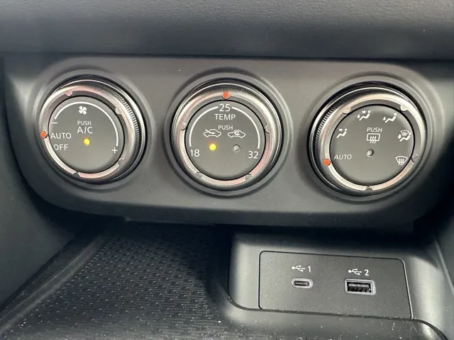 フェアレディZ(ニッサン)ニスモ AT中古車 15