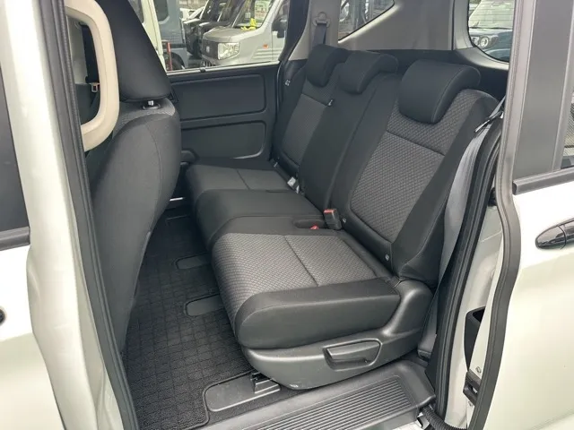 フリード(ホンダ)G BLACK STYLEレンタＵＰ 4