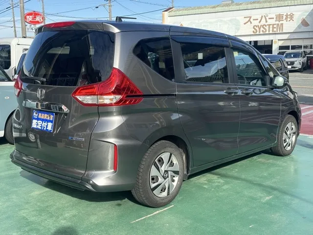 フリード(ホンダ)ハイブリッドGディーラ-試乗車 12