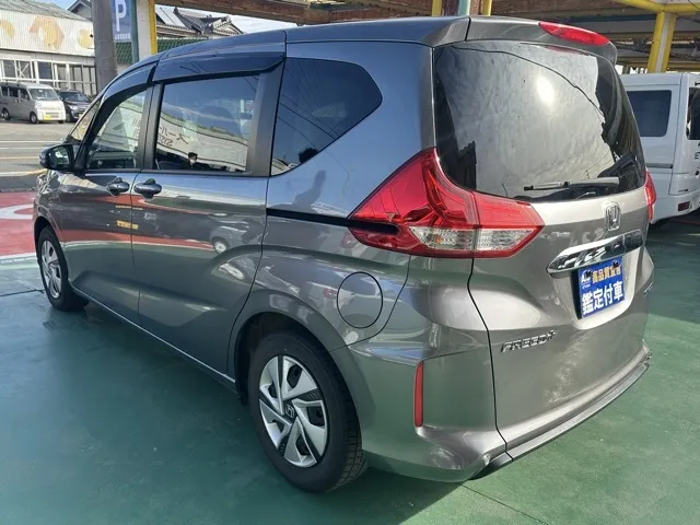 フリード(ホンダ)ハイブリッドGディーラ-試乗車 2