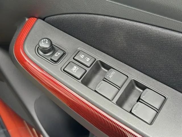 スイフト(スズキ)ベースグレード　セーフティサポート非装着車 MT登録済未使用車 11