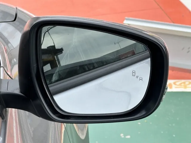 スイフト(スズキ)ベースグレード　セーフティパッケージ 全方位カメラ MT登録済未使用車 12