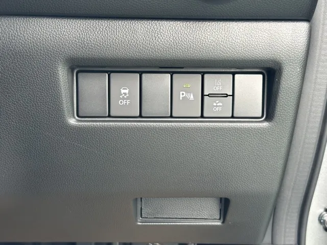 スイフト(スズキ)ベースグレード　セーフティパッケージ 全方位カメラ MT登録済未使用車 14