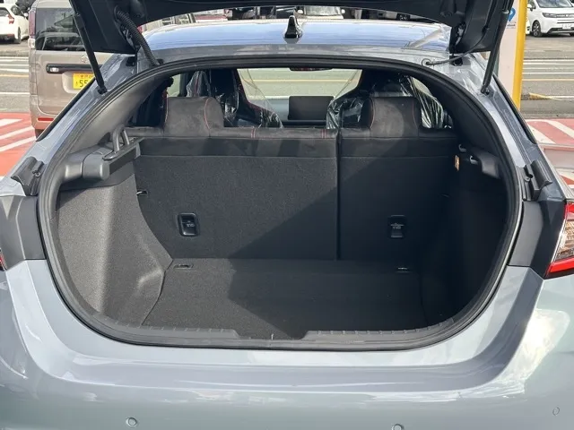 シビック(ホンダ)タイプR登録済未使用車 7