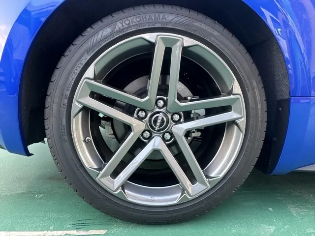 フェアレディZ(ニッサン)バージョンT AT中古車 7