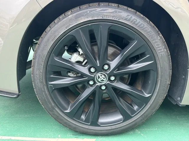 カローラ(トヨタ)ハイブリッドダブルバイビー 50ミリオンED中古車 13