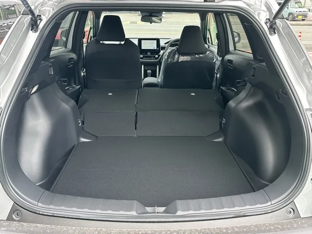 カローラ(トヨタ)ハイブリッドG登録済未使用車 9