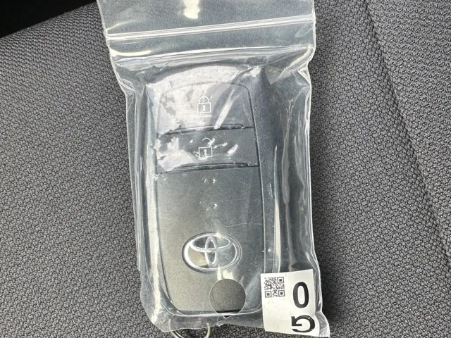 カローラ(トヨタ)ハイブリッドG登録済未使用車 21