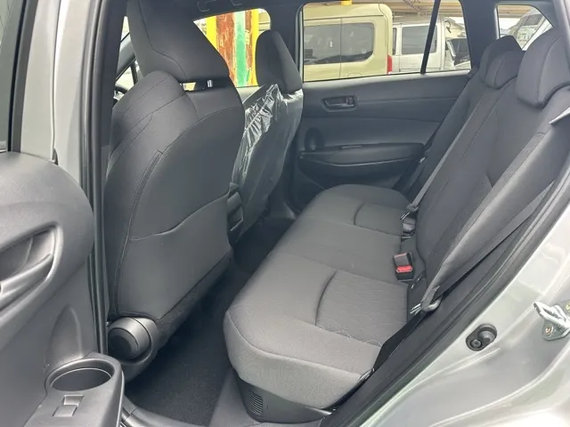 カローラ(トヨタ)ハイブリッドG登録済未使用車 4