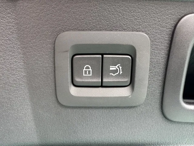 CX-60(マツダ)XD-ハイブリッド エクスクルーシブスポーツ 4WD中古車 9