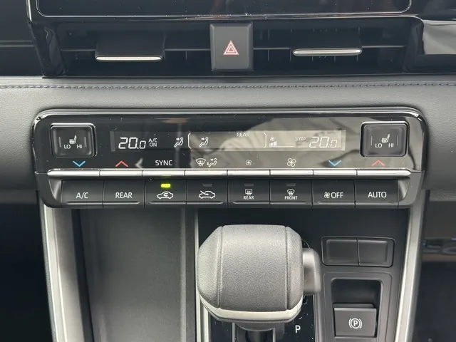 ヴォクシー(トヨタ)ハイブリッドS-Z 7人 プロジェクター式LED DVD登録済未使用車 15