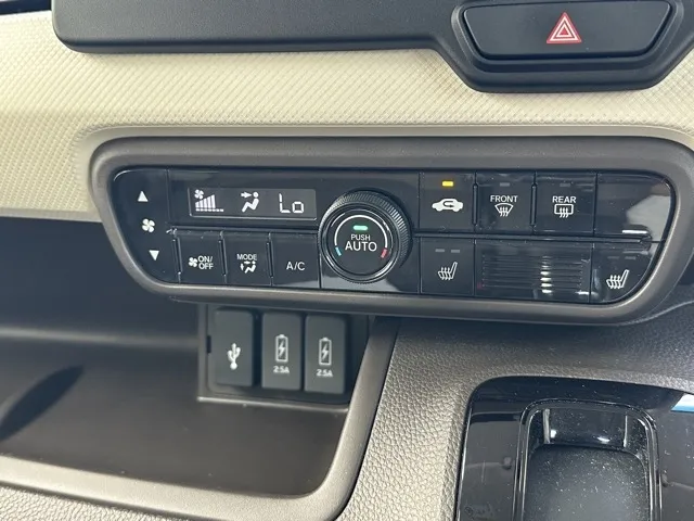 N-BOX(ホンダ)Lターボ中古車 18