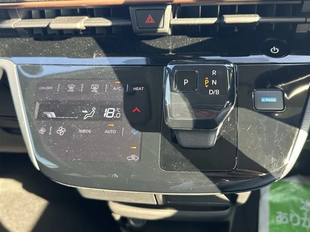 サクラ(ニッサン)X中古車 14