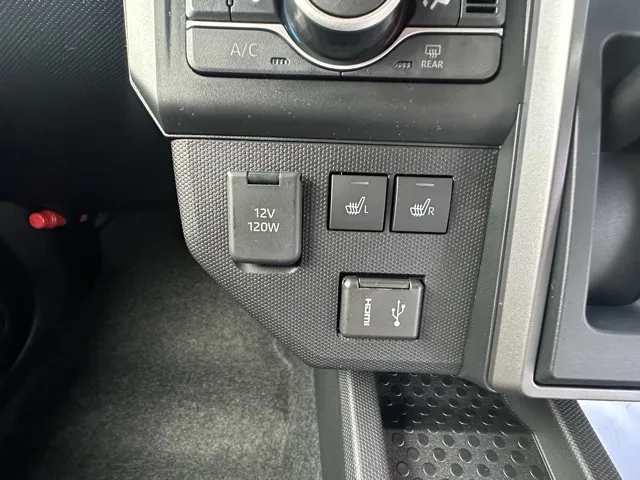 タフト(ダイハツ)Ｇターボ　クロムベンチャー届出済未使用車 16