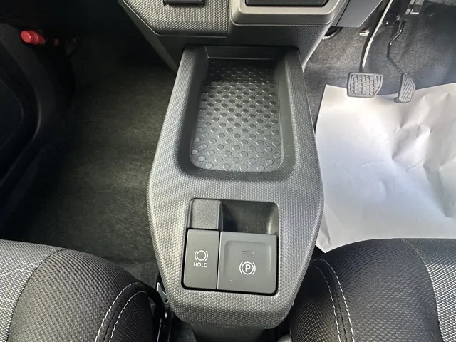 タフト(ダイハツ)Ｇターボ　クロムベンチャー届出済未使用車 18