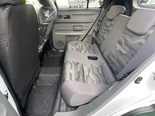 タフト(ダイハツ)Ｇターボ　クロムベンチャー届出済未使用車 4