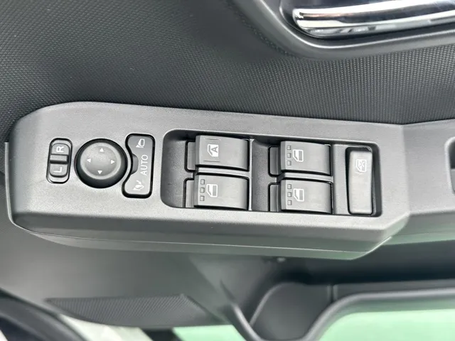 タフト(ダイハツ)G ダーククロムベンチャー届出済未使用車 12