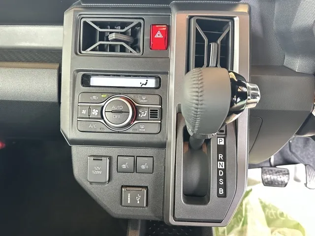 タフト(ダイハツ)Ｇ クロムベンチャー届出済未使用車 18