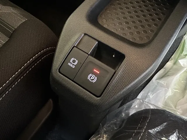 タフト(ダイハツ)Ｇ クロムベンチャー届出済未使用車 19