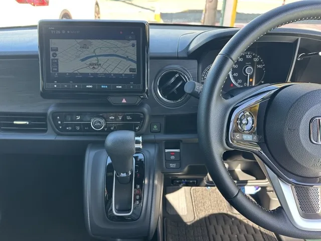 N-ONE(ホンダ)プレミアム 4WDレンタＵＰ 17