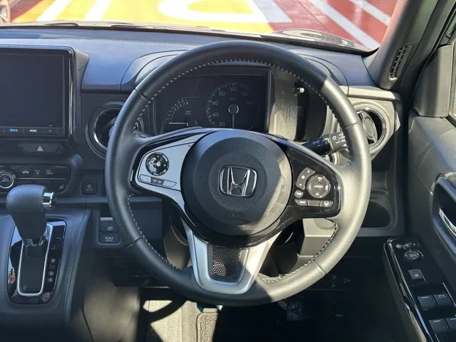 N-ONE(ホンダ)プレミアム 4WDレンタＵＰ 6