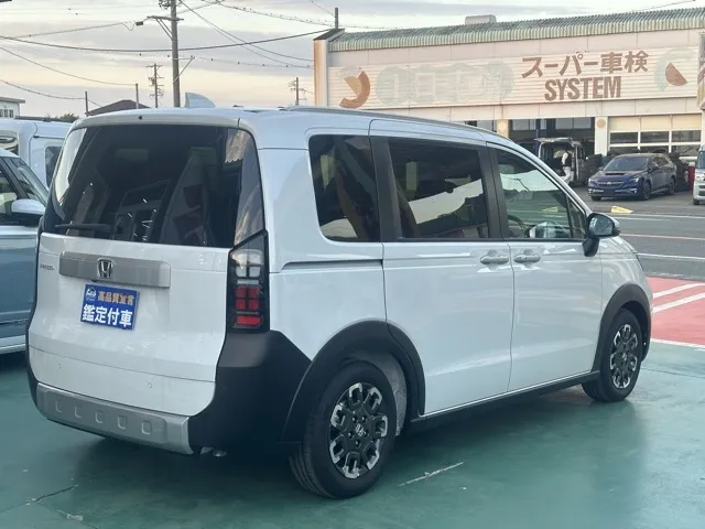 フリード(ホンダ)クロスター 5人乗登録済未使用車 11