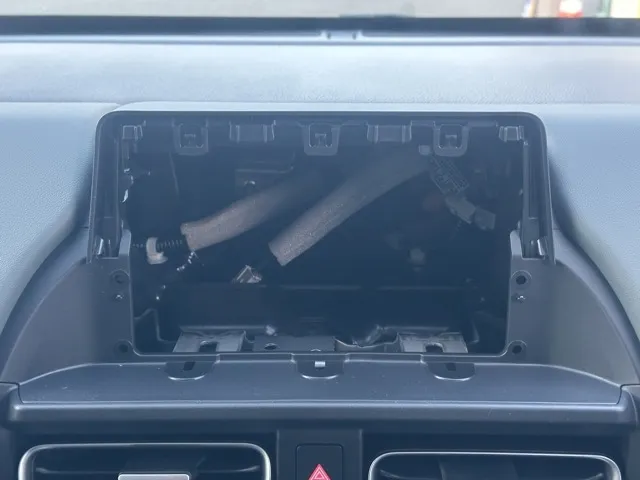 フリード(ホンダ)クロスター 5人乗登録済未使用車 16