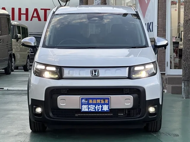 フリード(ホンダ)クロスター 5人乗登録済未使用車 25