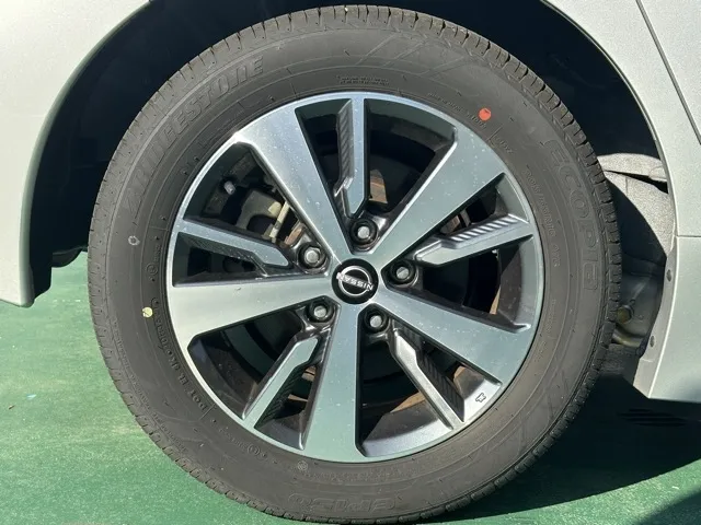 リーフ(ニッサン)Ｘ中古車 13