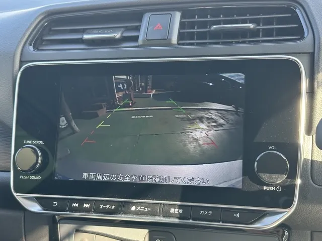 リーフ(ニッサン)Ｘ中古車 18