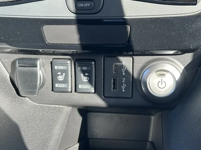 リーフ(ニッサン)Ｘ中古車 20