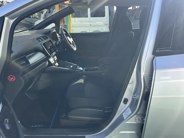 リーフ(ニッサン)Ｘ中古車 3