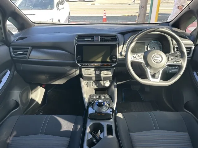 リーフ(ニッサン)Ｘ中古車 5
