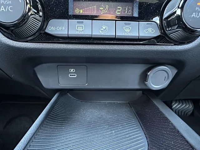 オーラ(ニッサン)ニスモ中古車 17