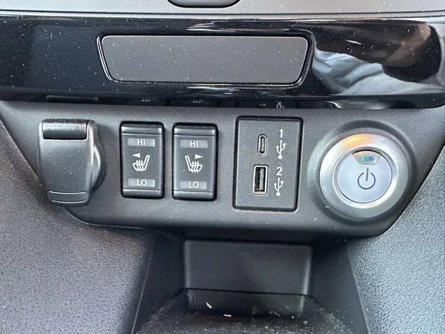 リーフ(ニッサン)アーバンクロム中古車 16