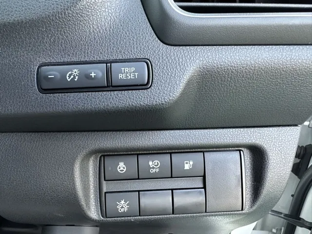 リーフ(ニッサン)アーバンクロム中古車 23