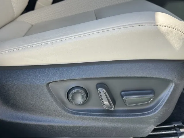 クラウン(トヨタ)G アドバンスド・レザーパッケージ中古車 13