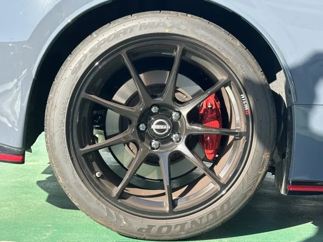 フェアレディZ(ニッサン)ニスモ AT中古車 9