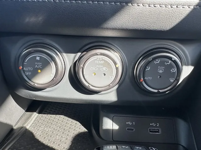 フェアレディZ(ニッサン)ニスモ AT中古車 16