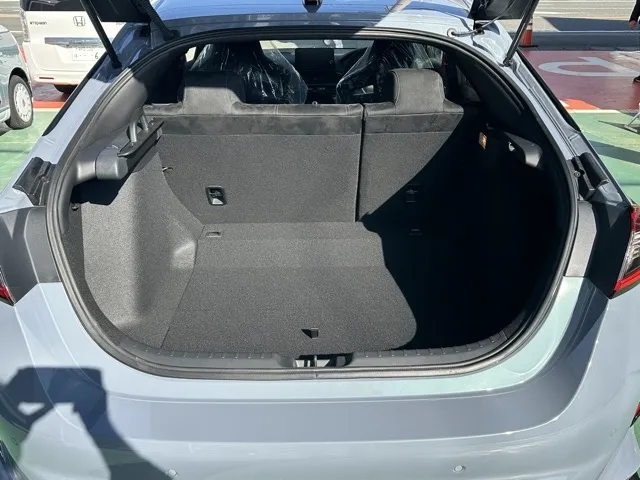 シビック(ホンダ)タイプR レーシングブラックPKG登録済未使用車 7