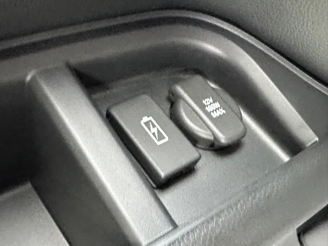 ステップワゴン(ホンダ)スパーダ 7人登録済未使用車 14