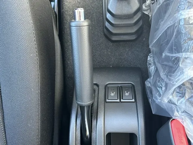 ジムニー(スズキ)XC ＡＴ車新車見本展示無 15