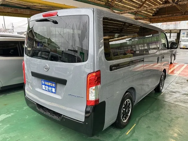 キャラバン(ニッサン)ディーゼル ロング オーテックラインプラスブラックP 左PSD 4WD登録済未使用車 11