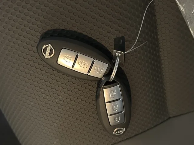 キャラバン(ニッサン)ディーゼル ロング オーテックラインプラスブラックP 左PSD 4WD登録済未使用車 28