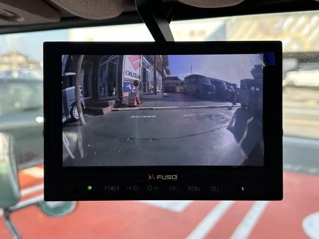 キャンター(三菱)全低床 平ボディ ２ｔ登録済未使用車 24