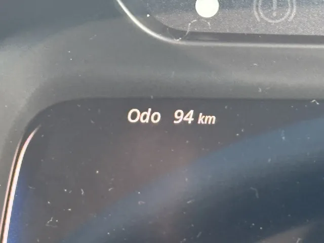 キャンター(三菱)全低床 平ボディ ２ｔ登録済未使用車 27