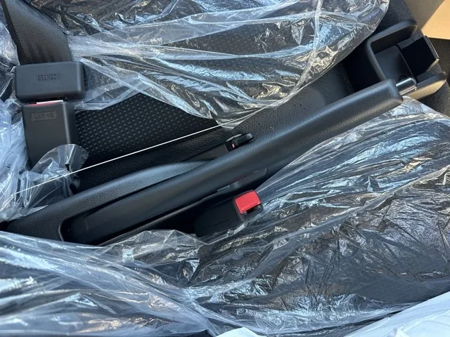 キャンター(三菱)全低床 平ボディ ２ｔ登録済未使用車 27