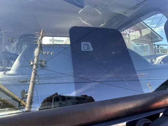 キャンター(三菱)全低床 平ボディ ２ｔ登録済未使用車 28